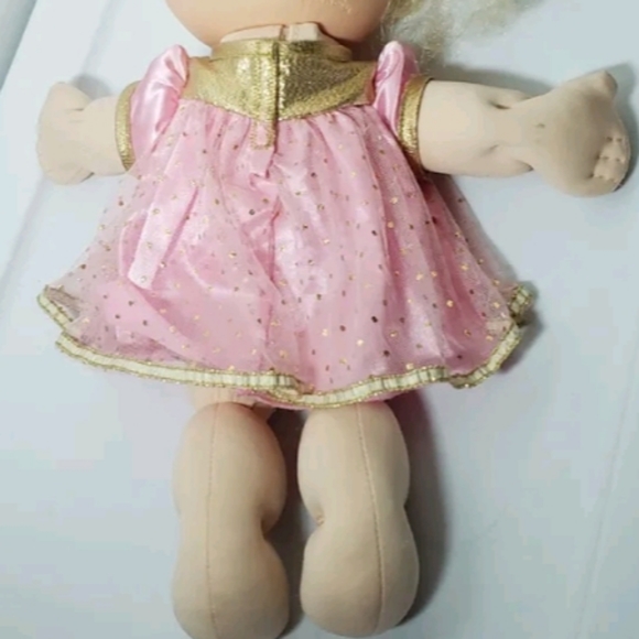 2015 Cabbage Patch Doll - Picture 3 of 6